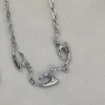 New Irregular Shaped Metal Necklace ( UAE Delivery Time: 1-3 Days )